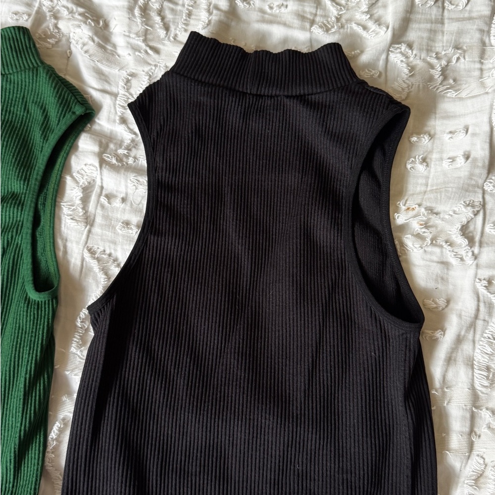 Zara 2 Pack S Green/Black Ribbed Mock Neck Sleeveless Tank
